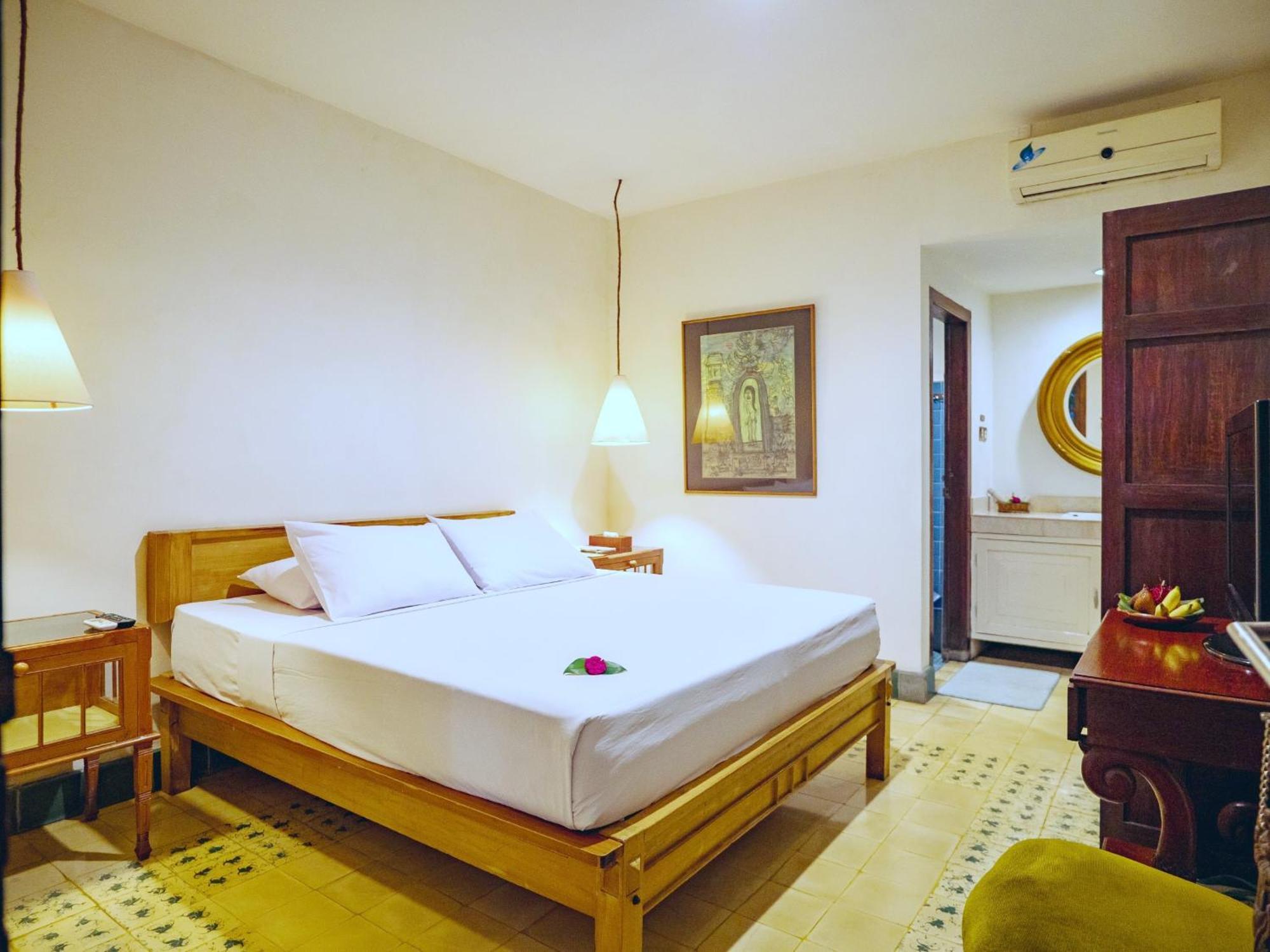 Hotel Tugu Blitar Extérieur photo
