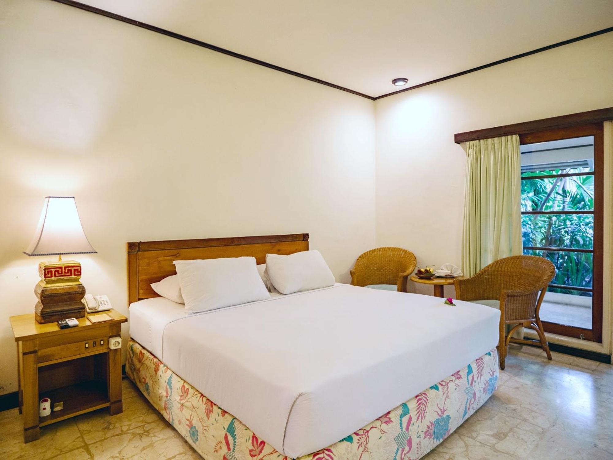 Hotel Tugu Blitar Extérieur photo
