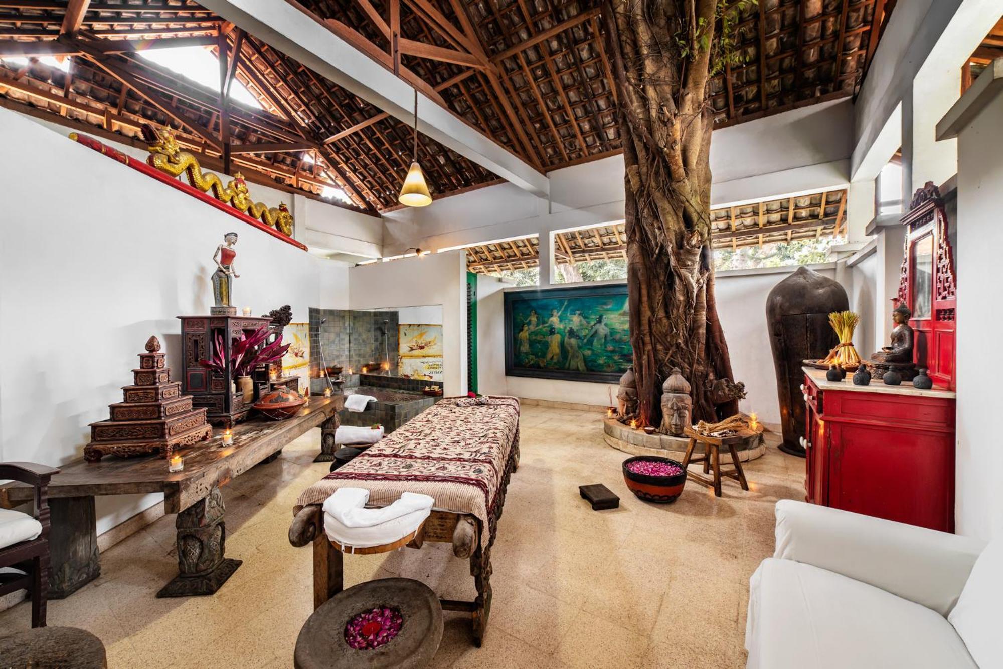 Hotel Tugu Blitar Extérieur photo